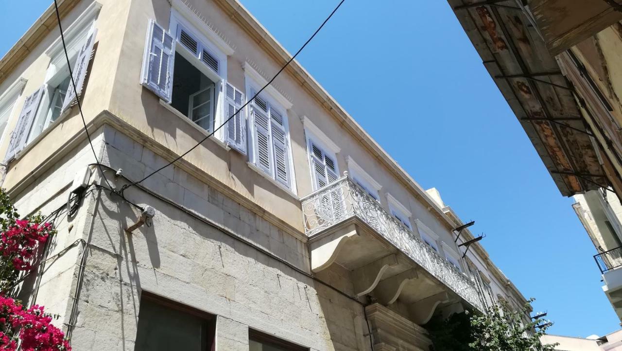 Homey Ermoupoli Exterior foto
